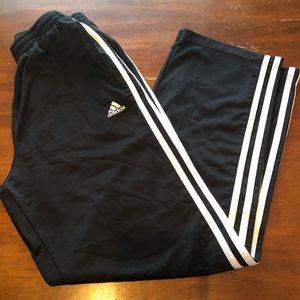 Women’s athletic pants